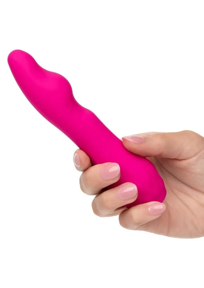 Female Sex Toys Gia Gia Curved Pleaser Silicone Rechargeable Vibrator