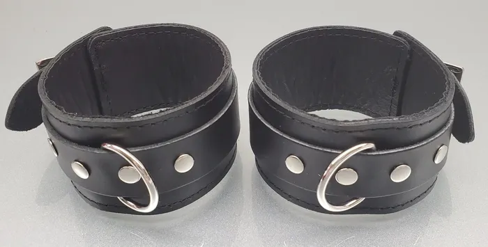 Ballisticmetal Restraints Wholesale Leather Ankle Restraints Cuffs Handmade Locking Option Buckle Ballisticmetal Restraints Wholesale Leather Ankle Restraints Cuffs Handmade Locking Option Buckle