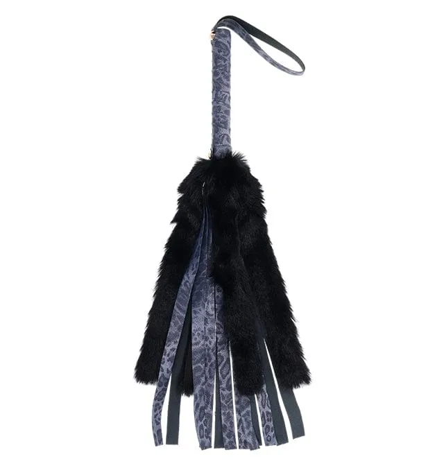 Sportsheets Couples Sportsheets Sex Mischief Cougar Faux Fur Flogger