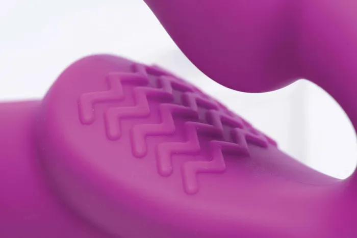 XR Brands Strap U Female Sex Toys Evoke Vibrating Strapless Silicone Strapon Dildo